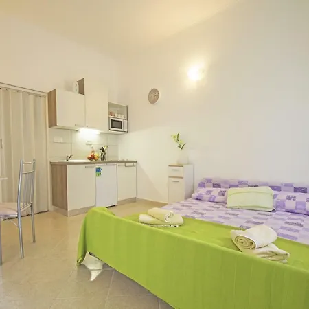 Vito Apartment Novi Vinodolski Exterior photo